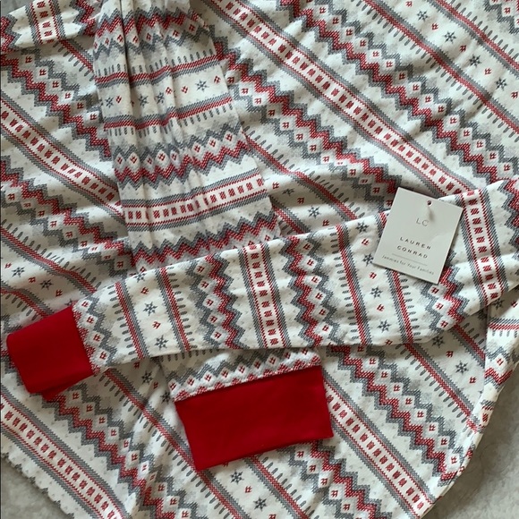 Lauren Conrad Men’s Pajama Top ❤️🤍 Final Drop⬇️ - Picture 2 of 3